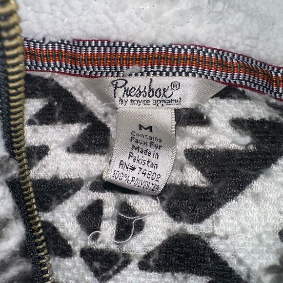 North Carolina Tar Heels Women’s 1/4 Zip Medium PULLOVER FLEECE Super Soft Press - Picture 6 of 6